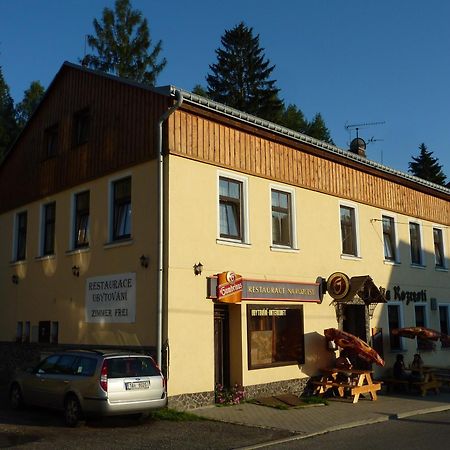 Penzion Na Rozcesti Janov nad Nisou Eksteriør billede